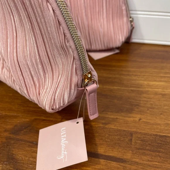 Ulta Beauty Pink Makeup Bags - Picture 9 of 11